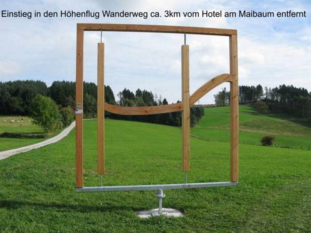 Hotel Am Maibaum Neuenrade Buitenkant foto